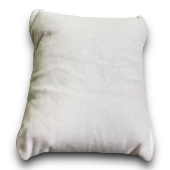 2 White Velveteen Bracelet Display Pillow Set NIP Storage Elegant - Picture 3 of 6